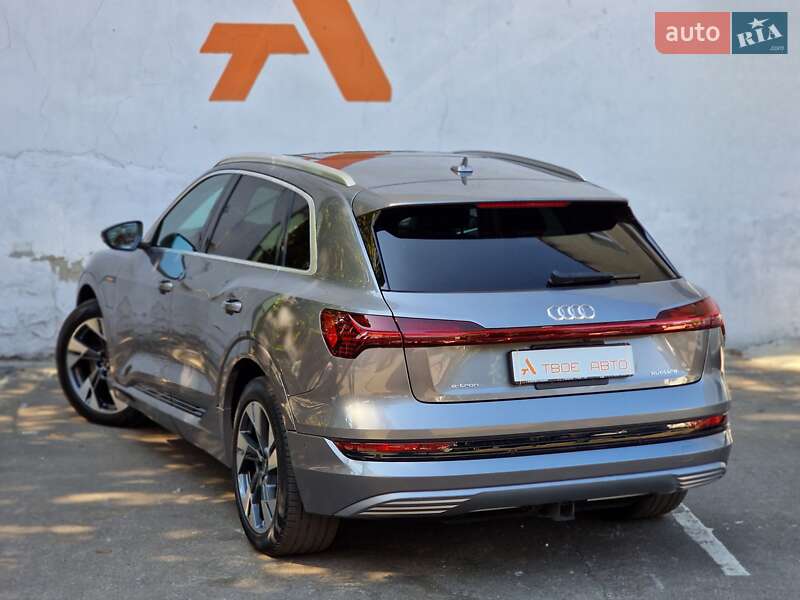 Внедорожник / Кроссовер Audi e-tron 2021 в Одессе