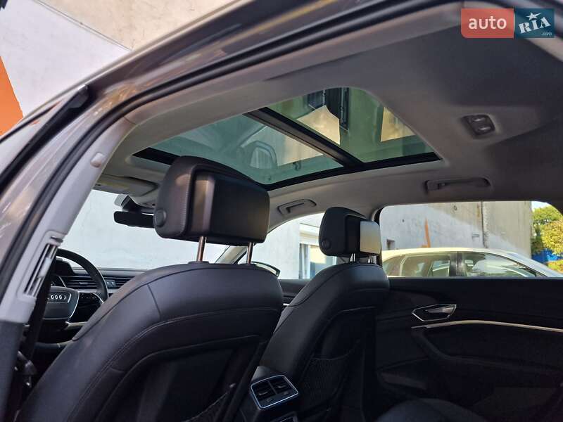 Внедорожник / Кроссовер Audi e-tron 2021 в Одессе