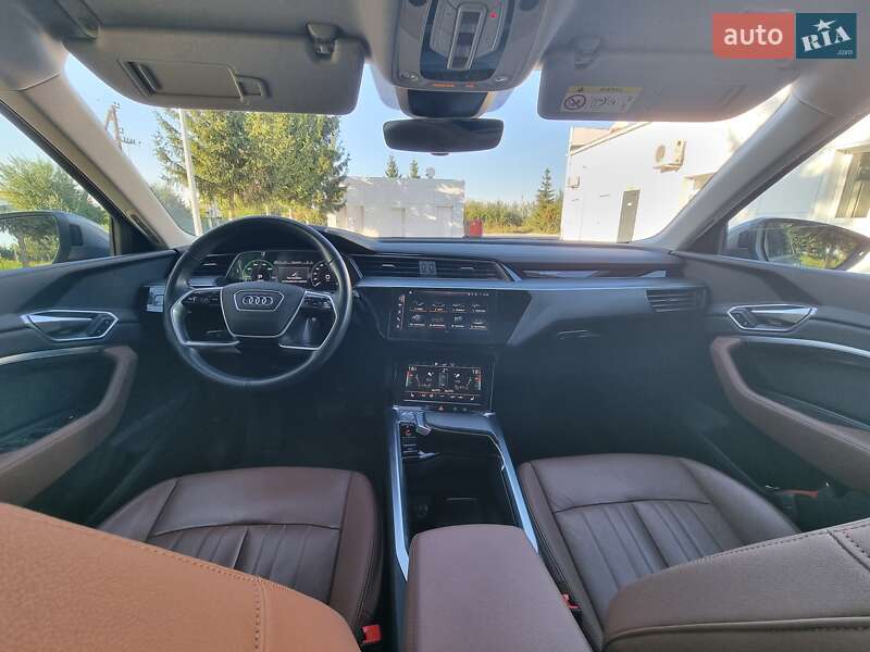 Позашляховик / Кросовер Audi e-tron 2020 в Коломиї