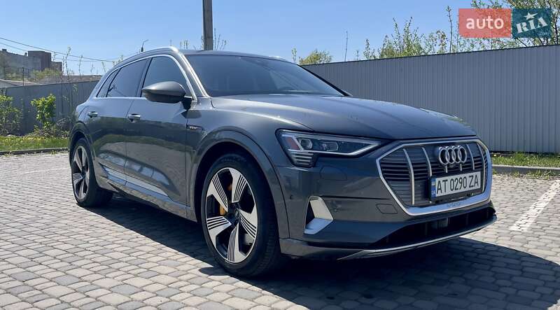 Audi e-tron 2019