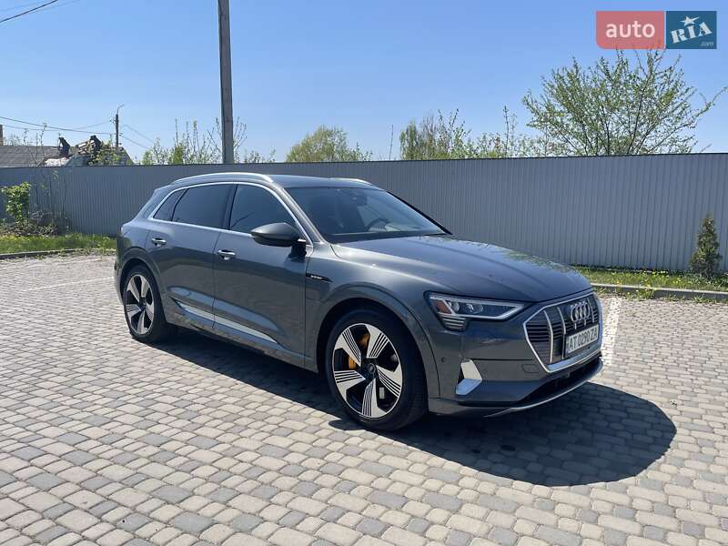 Позашляховик / Кросовер Audi e-tron 2019 в Івано-Франківську