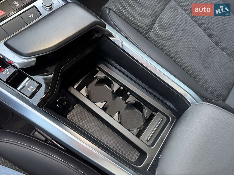 Позашляховик / Кросовер Audi e-tron 2023 в Хмельницькому