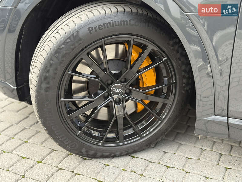 Позашляховик / Кросовер Audi e-tron 2021 в Львові