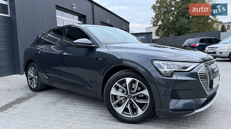 Позашляховик / Кросовер Audi e-tron 2019 в Львові