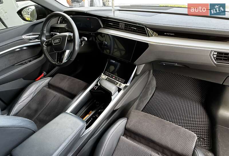 Позашляховик / Кросовер Audi e-tron 2019 в Львові