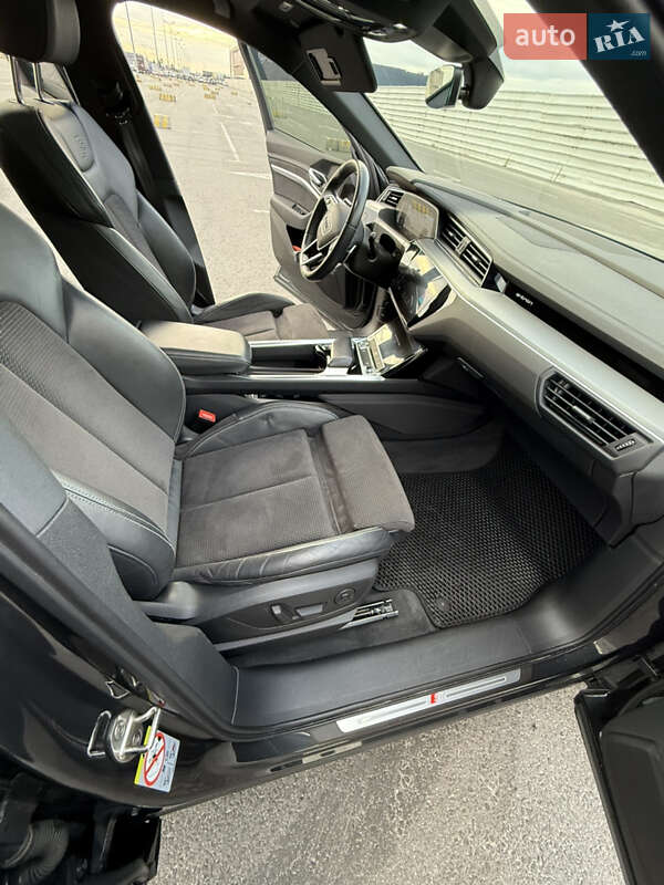 Позашляховик / Кросовер Audi e-tron 2019 в Львові