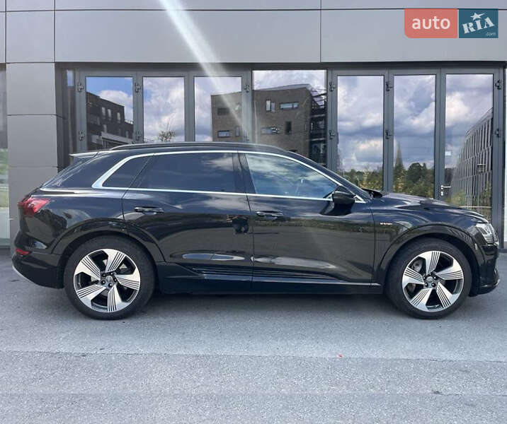 Позашляховик / Кросовер Audi e-tron 2019 в Одесі