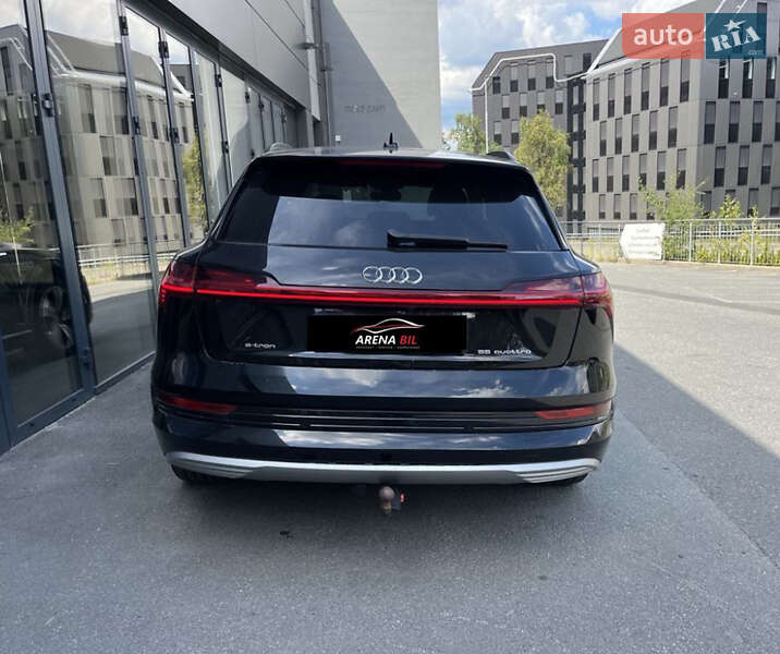 Позашляховик / Кросовер Audi e-tron 2019 в Одесі