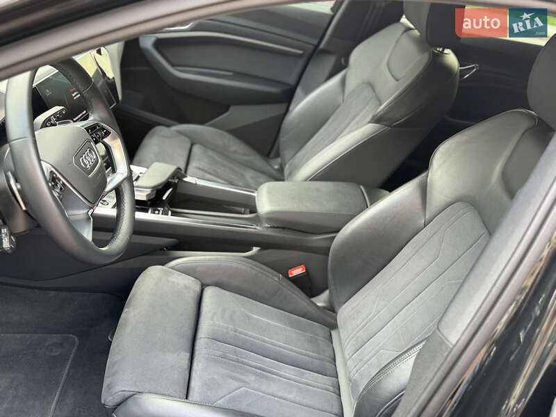 Позашляховик / Кросовер Audi e-tron 2023 в Хмельницькому