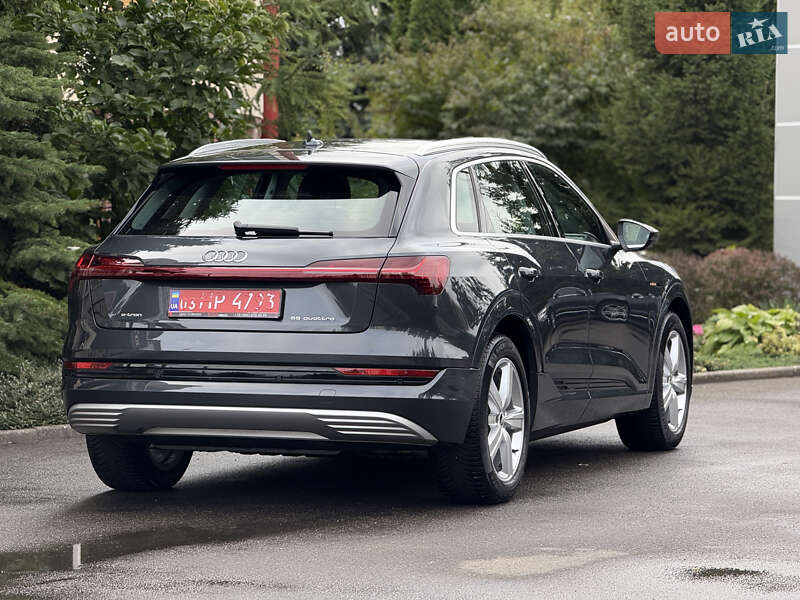 Позашляховик / Кросовер Audi e-tron 2021 в Тернополі
