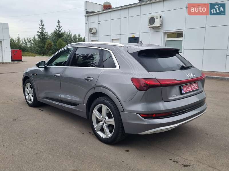 Позашляховик / Кросовер Audi e-tron 2020 в Коломиї