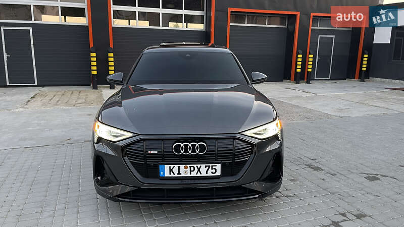 Внедорожник / Кроссовер Audi e-tron 2021 в Самборе