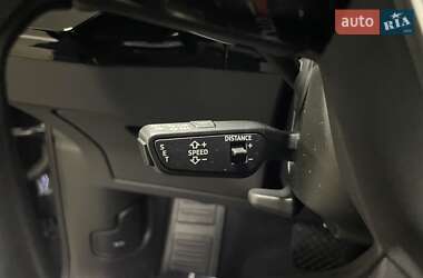 Внедорожник / Кроссовер Audi e-tron 2020 в 