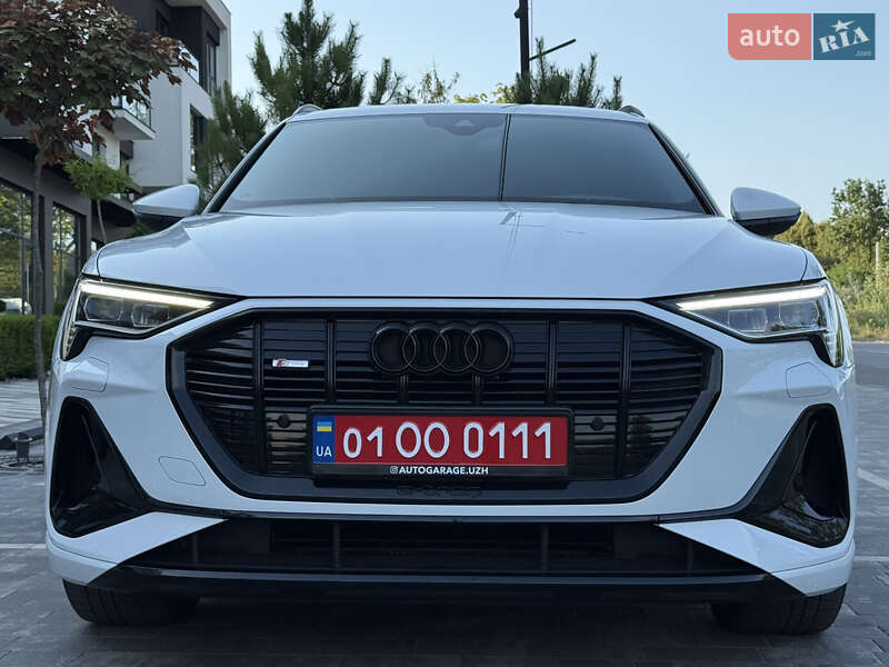 Позашляховик / Кросовер Audi e-tron 2020 в Ужгороді