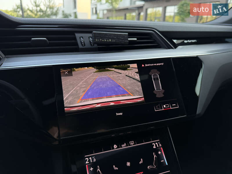 Позашляховик / Кросовер Audi e-tron 2020 в Ужгороді