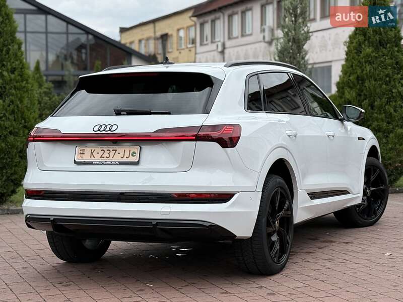 Внедорожник / Кроссовер Audi e-tron 2021 в Львове