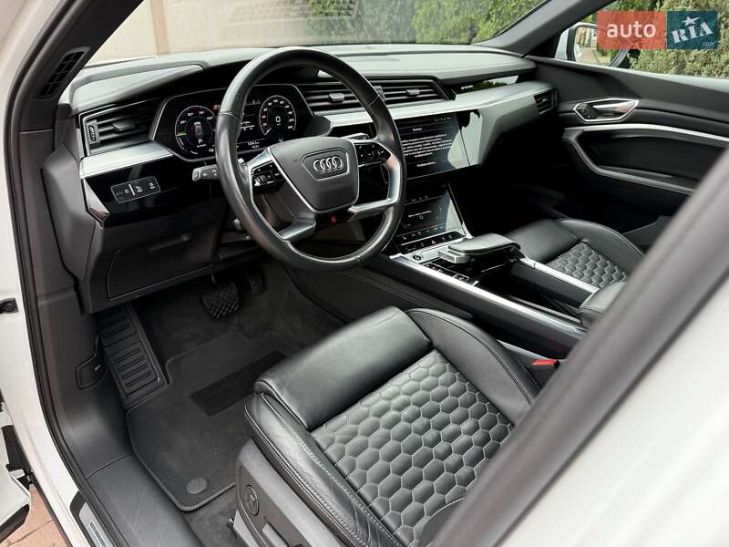 Внедорожник / Кроссовер Audi e-tron 2021 в Львове