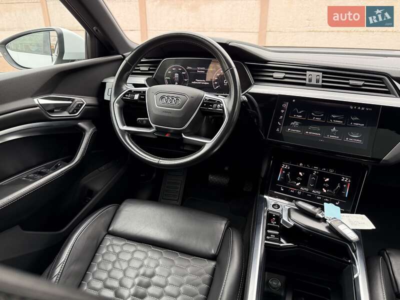 Внедорожник / Кроссовер Audi e-tron 2021 в Львове