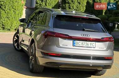 Внедорожник / Кроссовер Audi e-tron 2020 в 