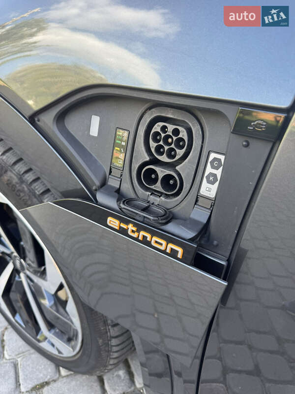 Позашляховик / Кросовер Audi e-tron 2021 в Тернополі