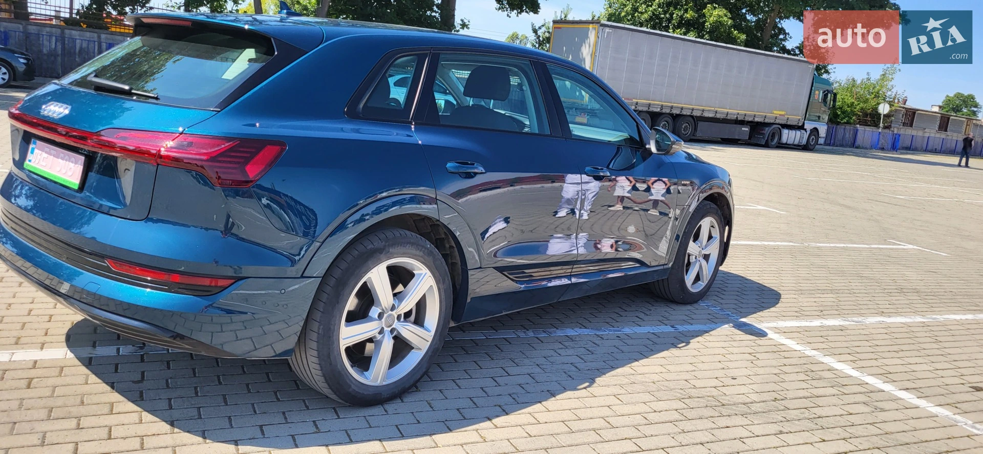 2020 Audi e-tron - мініатюра 52