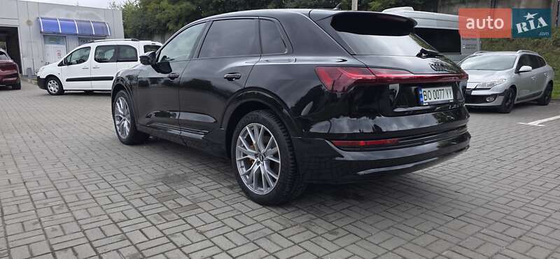 Позашляховик / Кросовер Audi e-tron 2020 в Тернополі