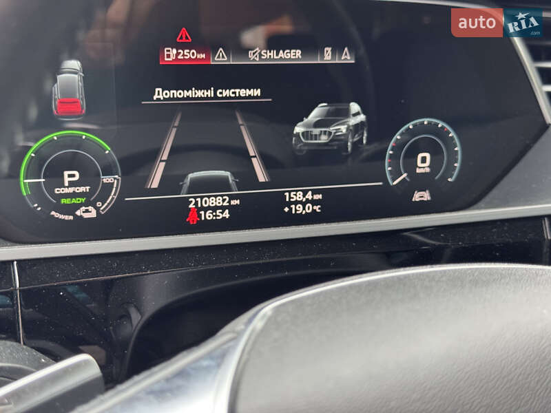 Позашляховик / Кросовер Audi e-tron 2019 в Володимирі