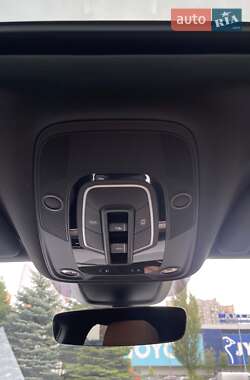 Позашляховик / Кросовер Audi e-tron 2020 в 