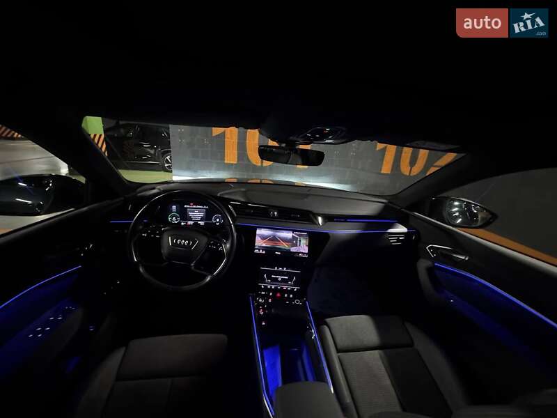 Внедорожник / Кроссовер Audi e-tron 2021 в Львове фото 23 Внедорожник / Кроссовер Audi e-tron 2021 в Львове