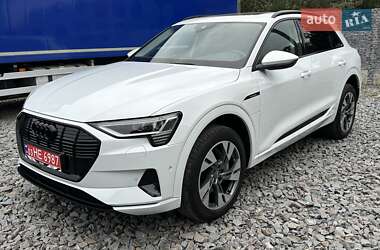 Внедорожник / Кроссовер Audi e-tron 2020 в 