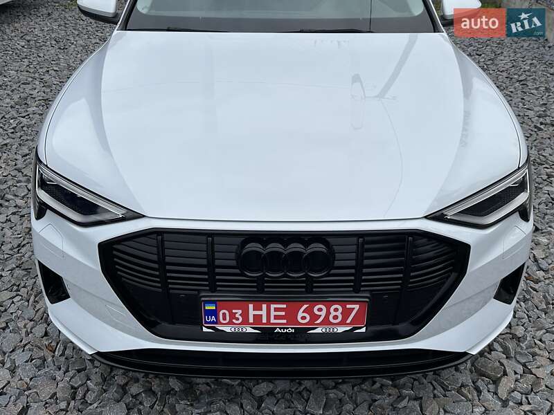Позашляховик / Кросовер Audi e-tron 2020 в Рівному