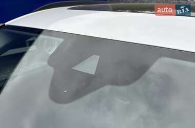 Внедорожник / Кроссовер Audi e-tron 2020 в 