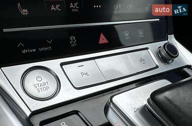 Внедорожник / Кроссовер Audi e-tron 2020 в 