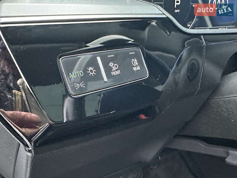 Позашляховик / Кросовер Audi e-tron 2020 в Рівному