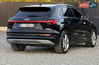 Внедорожник / Кроссовер Audi e-tron 2019 в 