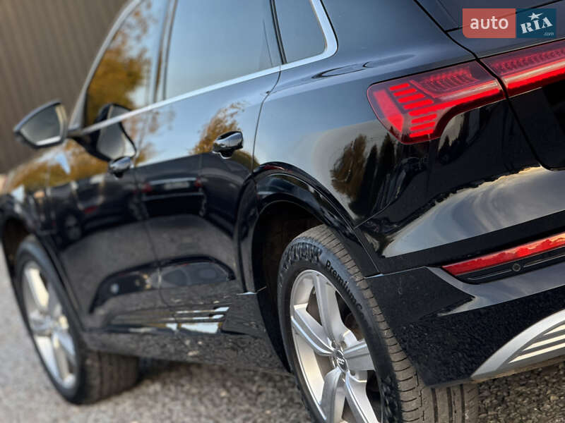 Внедорожник / Кроссовер Audi e-tron 2019 в Дрогобыче