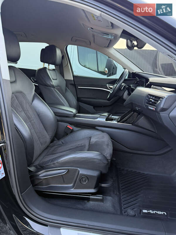 Внедорожник / Кроссовер Audi e-tron 2019 в Дрогобыче