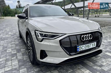 Внедорожник / Кроссовер Audi e-tron 2020 в 