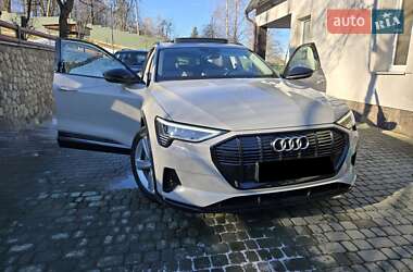 Внедорожник / Кроссовер Audi e-tron 2019 в Одессе