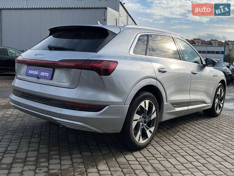 Внедорожник / Кроссовер Audi e-tron 2022 в Львове