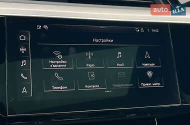 Позашляховик / Кросовер Audi e-tron 2020 в 