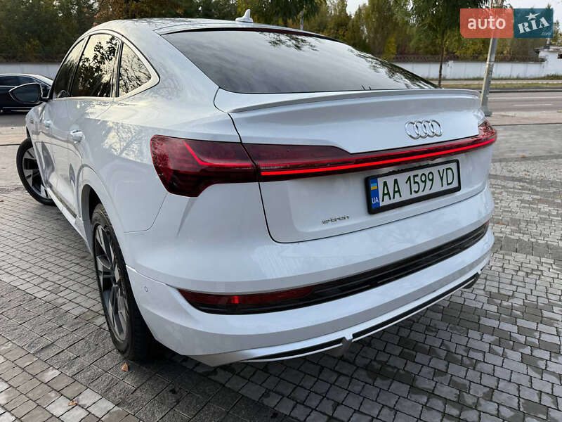 Внедорожник / Кроссовер Audi e-tron 2020 в Киеве фото 17 Внедорожник / Кроссовер Audi e-tron 2020 в Киеве