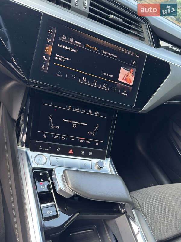 Внедорожник / Кроссовер Audi e-tron 2019 в Львове