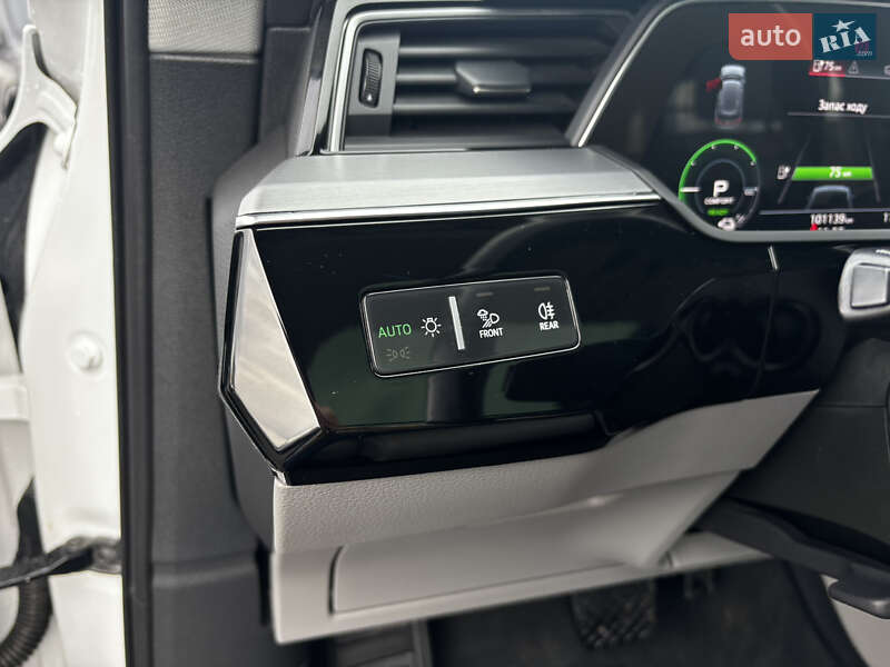 Внедорожник / Кроссовер Audi e-tron 2021 в Львове