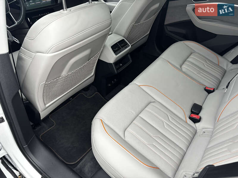 Внедорожник / Кроссовер Audi e-tron 2021 в Львове
