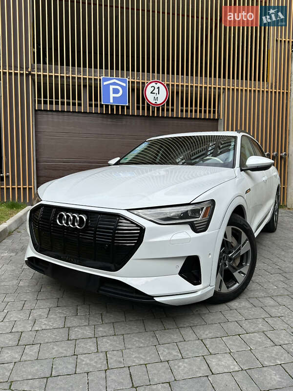 Внедорожник / Кроссовер Audi e-tron 2020 в Львове