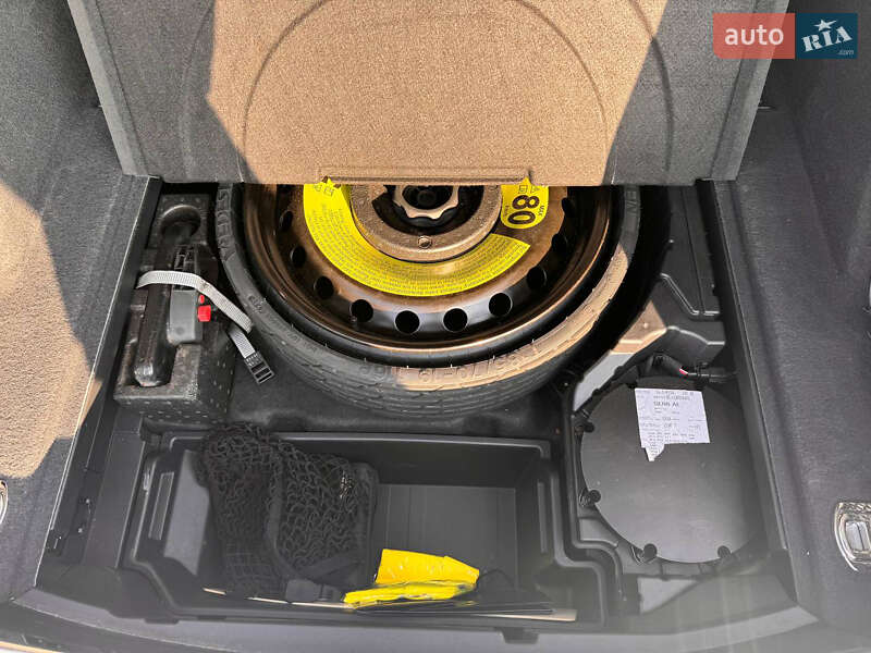 Внедорожник / Кроссовер Audi e-tron 2019 в Львове фото 16 Внедорожник / Кроссовер Audi e-tron 2019 в Львове