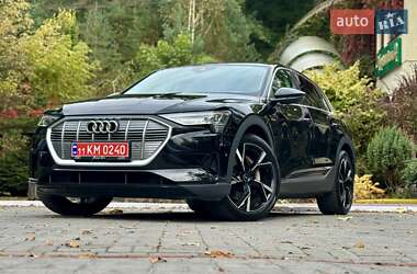 Позашляховик / Кросовер Audi e-tron 2020 в 