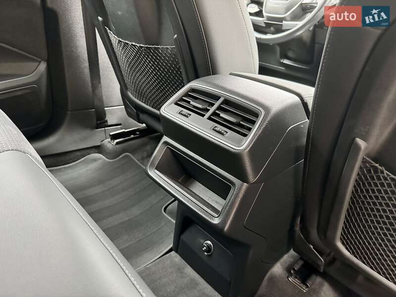 Позашляховик / Кросовер Audi e-tron 2020 в Дрогобичі фото 115 Позашляховик / Кросовер Audi e-tron 2020 в Дрогобичі