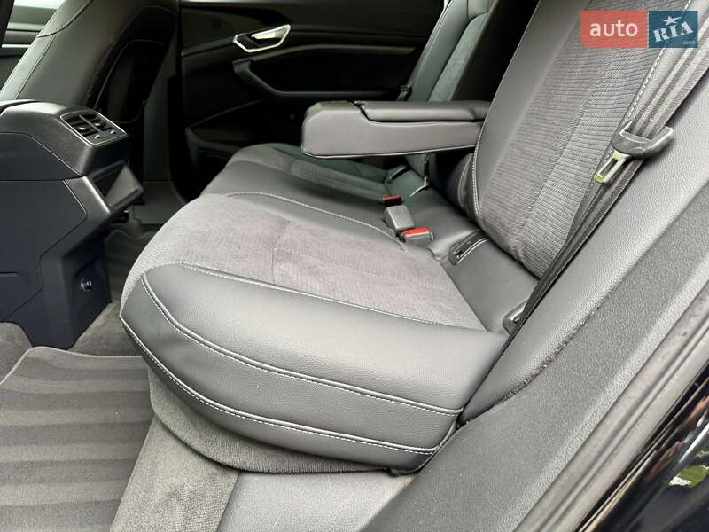 Позашляховик / Кросовер Audi e-tron 2020 в Дрогобичі фото 121 Позашляховик / Кросовер Audi e-tron 2020 в Дрогобичі